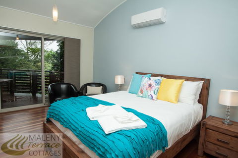 Maleny Terrace Cottages - Newcastle Accommodation 24