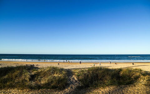 Pacific Regis Beachfront Holiday Apartments - Newcastle Accommodation 13