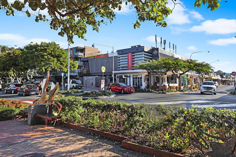 Pacific Regis Beachfront Holiday Apartments - Newcastle Accommodation 16