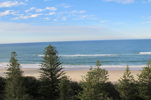 Pacific Regis Beachfront Holiday Apartments - Newcastle Accommodation 11