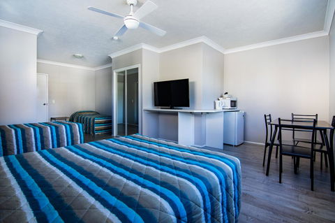 Burleigh Gold Coast Motel - Newcastle Accommodation 2