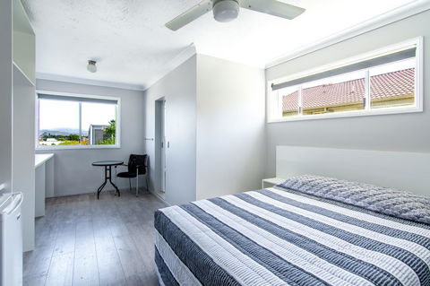 Burleigh Gold Coast Motel - Newcastle Accommodation 9
