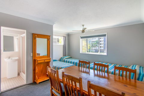 Burleigh Gold Coast Motel - Newcastle Accommodation 16
