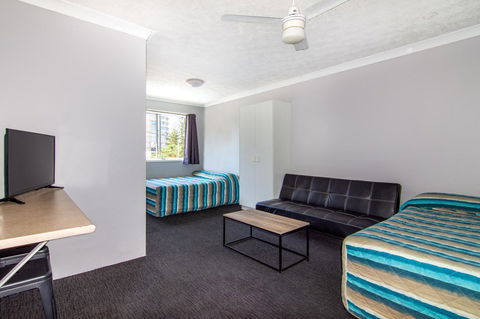 Burleigh Gold Coast Motel - Newcastle Accommodation 17