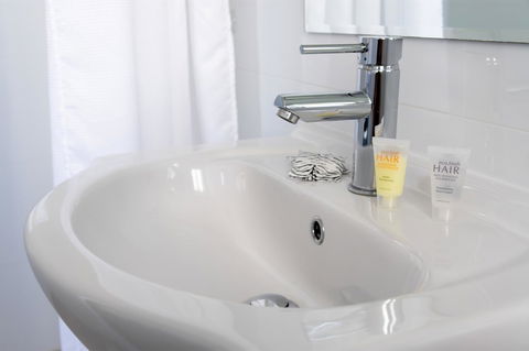 Burleigh Gold Coast Motel - Newcastle Accommodation 15