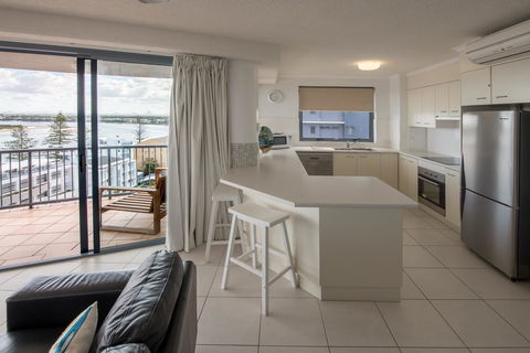 Centrepoint Apartments Caloundra - New Castle Tourism 8