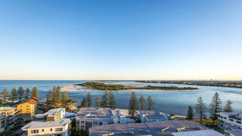 Centrepoint Apartments Caloundra - New Castle Tourism 6