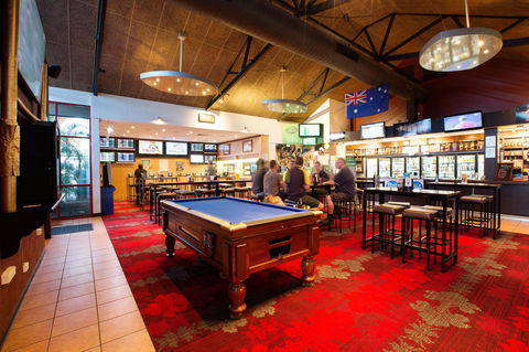 Glenmore Tavern - New Castle Tourism 6