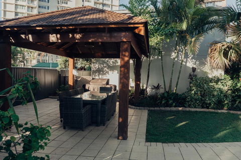 Burleigh Palms Holiday Apartments - Newcastle Accommodation 32