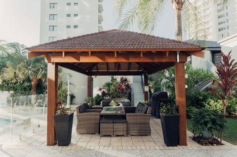 Burleigh Palms Holiday Apartments - Newcastle Accommodation 28
