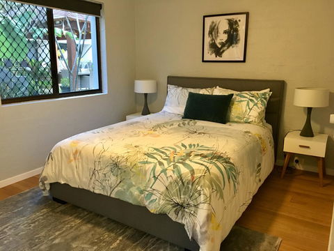Burleigh Palms Holiday Apartments - Newcastle Accommodation 5