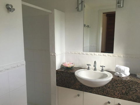 Martinique On Macrossan - Newcastle Accommodation 9