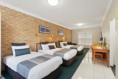 Coopers Colonial Motel - Newcastle Accommodation 9