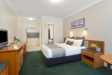 Coopers Colonial Motel - Newcastle Accommodation 35