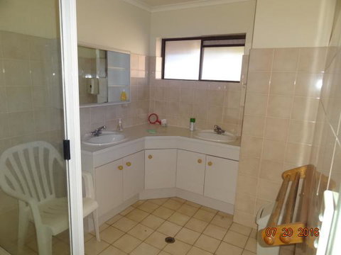 The Gums Anchorage - Newcastle Accommodation 11