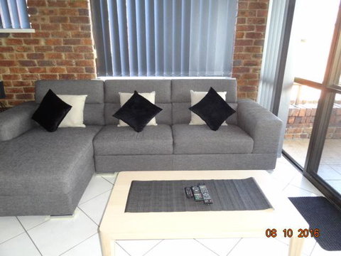 The Gums Anchorage - Newcastle Accommodation 14