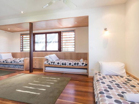 Laguna House - New Castle Tourism 5