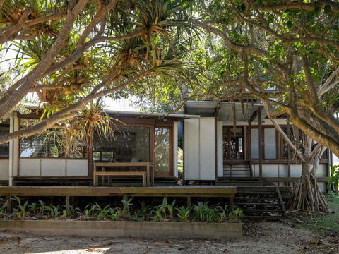 Laguna House - New Castle Tourism 8
