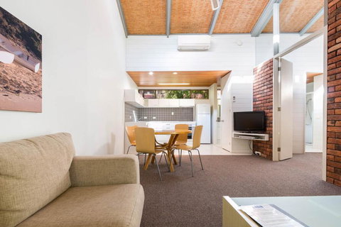 #162 Nautilus Resort - Newcastle Accommodation 1