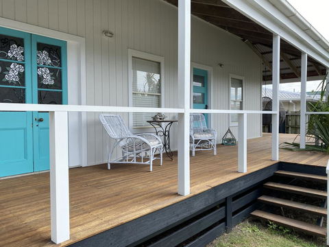#Beach Shack On Oceanic - New Castle Tourism 0