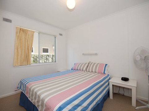 'Beachside' Shoal Bay, Unit 4 - New Castle Tourism 2