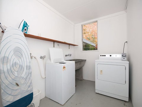 'Beachside' Shoal Bay, Unit 6 - New Castle Tourism 3