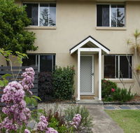 'Sandy Bottoms' with WiFi just Moments from Beach - New Castle Tourism