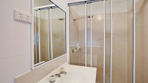 'The Hideaway' At Shoal Bay - New Castle Tourism 3