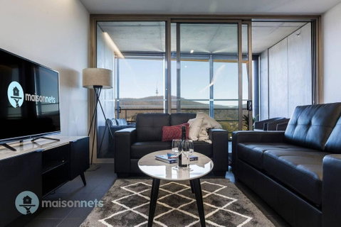 1 Bedroom Apt With Parking Walk To ANU - Newcastle Accommodation 0