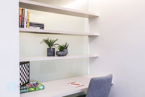 1 Bedroom Apt With Parking Walk To ANU - Newcastle Accommodation 3