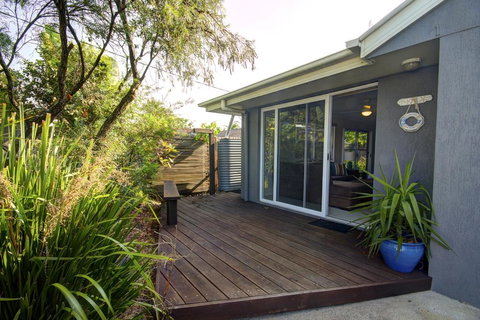 1/882 David Low Way Marcoola - 500 Bond, Linen Included, Pet Friendly - Newcastle Accommodation 1