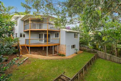 131 Pacific Drive, Port Macquarie - Newcastle Accommodation 2