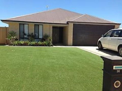 14Rosapark House - New Castle Tourism 3