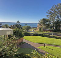15 'The Commodore' 9-11 Donald Street - great unit only a short walk to CBD - New Castle Tourism