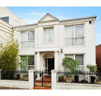 15 Charles Abbotsford Mansion - Newcastle Accommodation