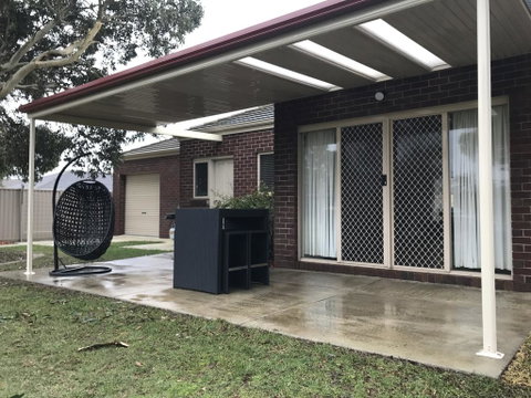 165 On Bogong - Newcastle Accommodation 1
