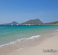 18 'Shoal Bay Beach Apartments' - fantastic air conditioned unit with a pool  lift - New Castle Tourism