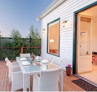 1880s Kananook Boutique Historic Luxury Apartment FSC Private Villa Bairnsdale - Newcastle Accommodation