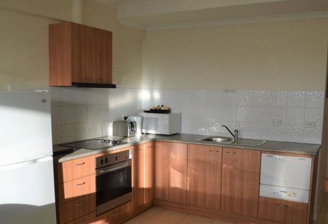19 Lakeview Plaza - Newcastle Accommodation 3