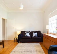 2 Bedroom Garden Apartment by Bondi Beach - Newcastle Accommodation