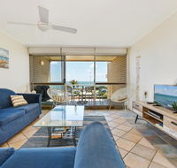 2 Bedroom Top Floor Unit - Ocean Views and Pool - New Castle Tourism