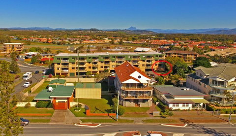 20 Kingsway 3 Bedroom Holiday Apartment - Newcastle Accommodation 2
