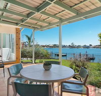 21 Melaleuca Drive - Newcastle Accommodation