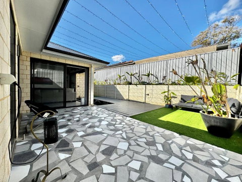 Cozy & Relaxed Stay In Bayswater - Newcastle Accommodation 2