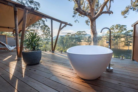 Currajong Retreat - New Castle Tourism 0