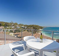 3 'Sebastapol' 66 Thurlow Avenue - gorgeous unit overlooking Dutchies Beach - New Castle Tourism