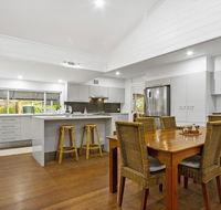 3 Macleay St Narrawallee - Newcastle Accommodation