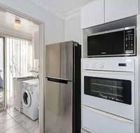 3 Oceans apartments - Scarborough - Newcastle Accommodation