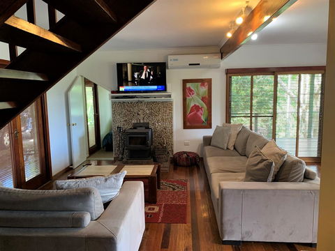 305 Montville - Newcastle Accommodation 1