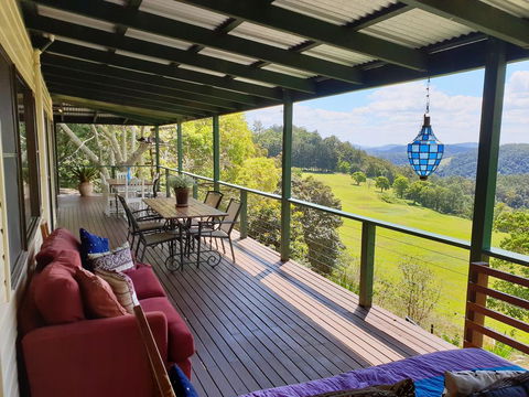 305 Montville - Newcastle Accommodation 0